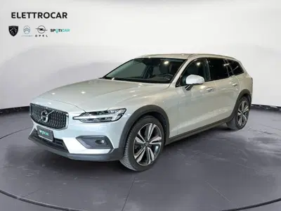 Volvo V60 Cross Country D4 Plus del 2019 usata a Bassano del Grappa