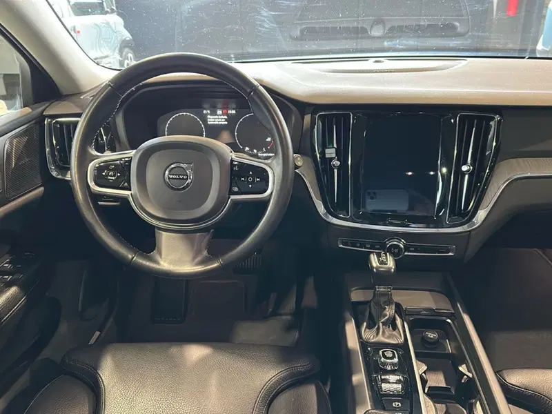 Volvo V60 Cross Country usata a Vicenza (16)