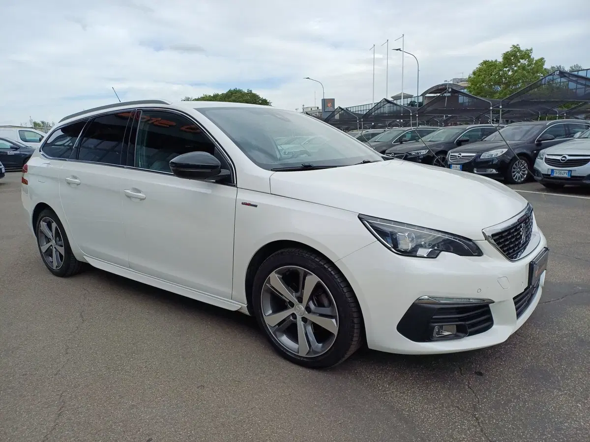 Peugeot 308 SW usata a Modena (5)