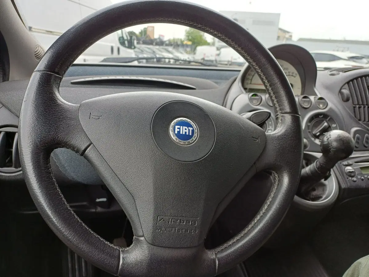 Fiat Multipla usata a Modena (13)