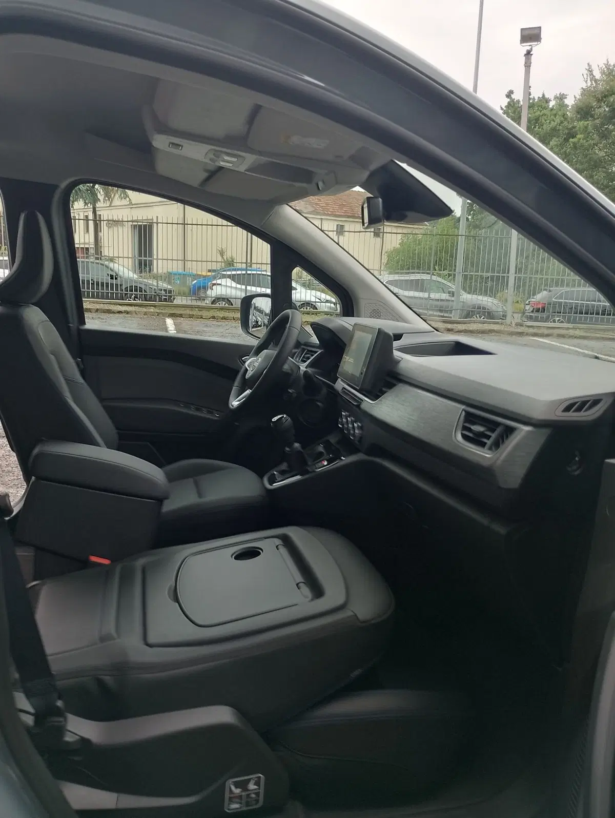 Renault Kangoo nuova a Modena (17)