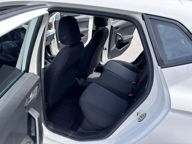 SEAT Ibiza usata a Ancona (10)