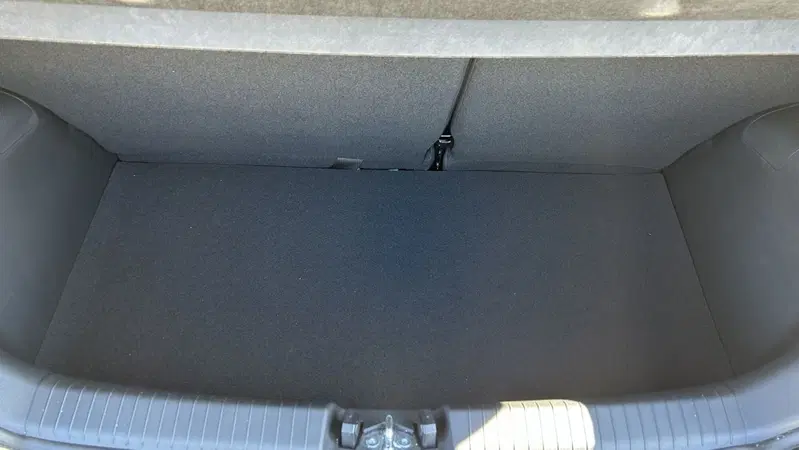 Hyundai i10 nuova a Roma (10)