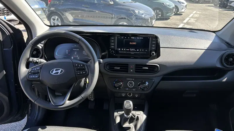 Hyundai i10 nuova a Roma (13)