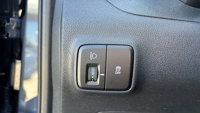 Hyundai i10 nuova a Roma (15)