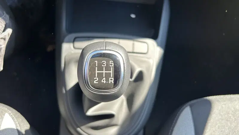 Hyundai i10 nuova a Roma (20)
