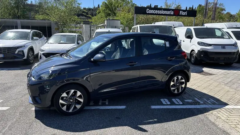 Hyundai i10 nuova a Roma (8)