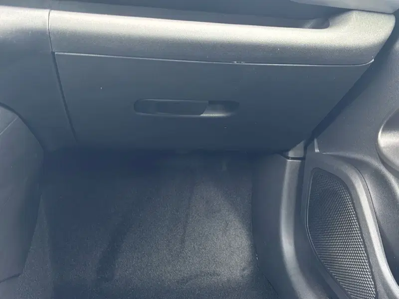 Jeep Avenger nuova a Roma (20)