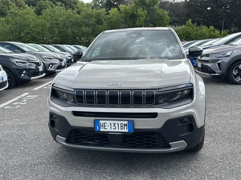 Jeep Avenger nuova a Roma (6)