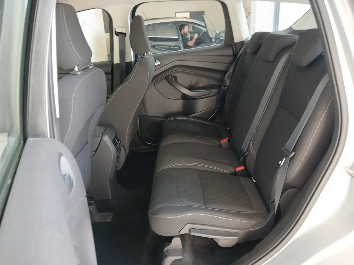 Ford Kuga usata a Latina (12)