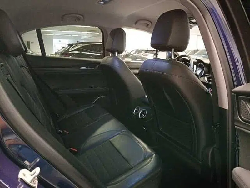 Alfa Romeo Stelvio usata a Teramo (14)