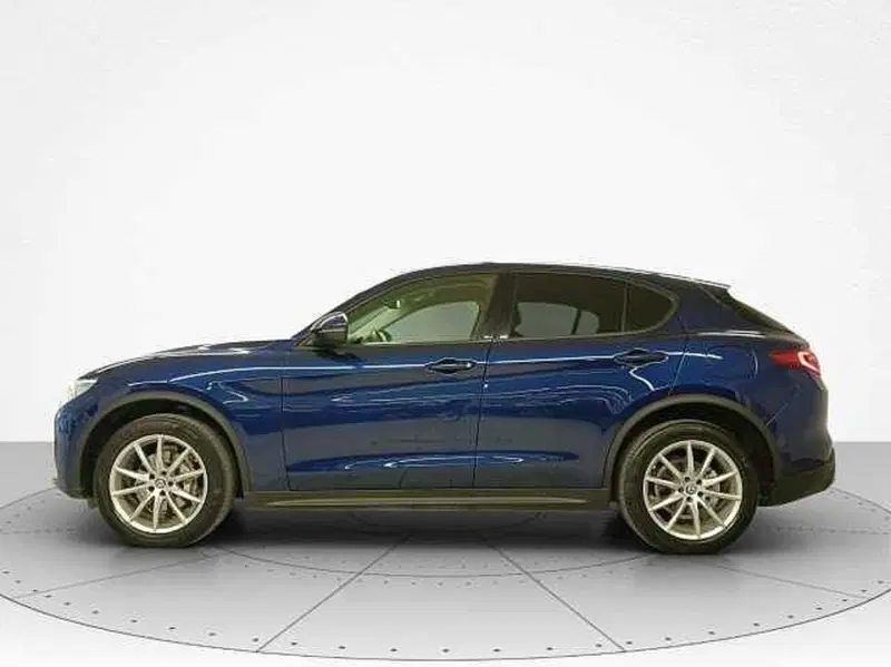Alfa Romeo Stelvio usata a Teramo (2)