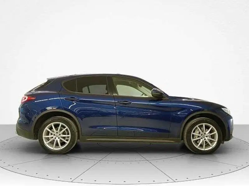 Alfa Romeo Stelvio usata a Teramo (5)