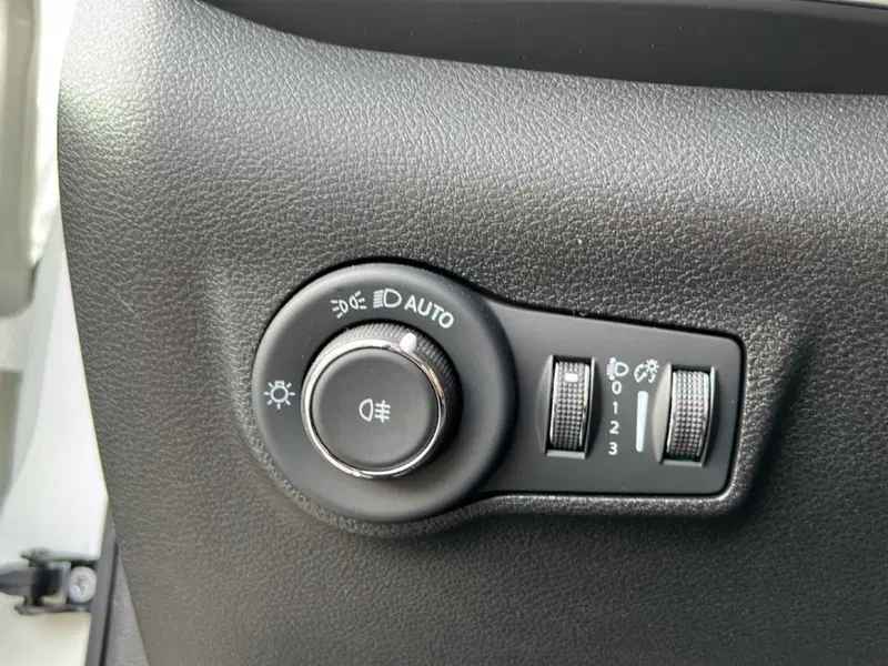 Jeep Compass usata a Latina (14)