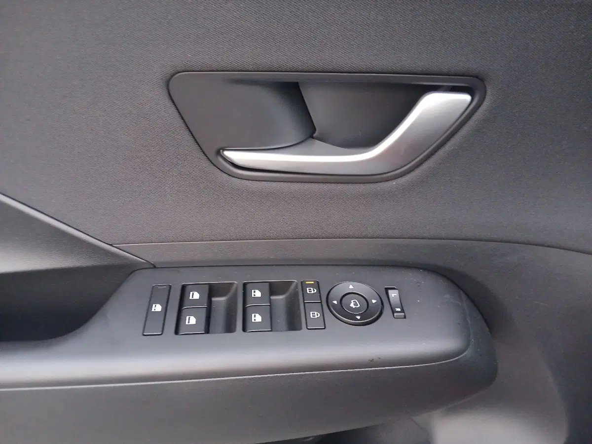 Hyundai Kona nuova a Latina (20)