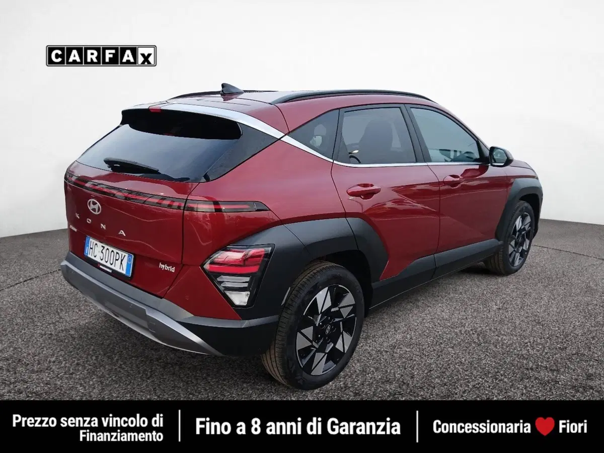 Hyundai Kona nuova a Latina (4)
