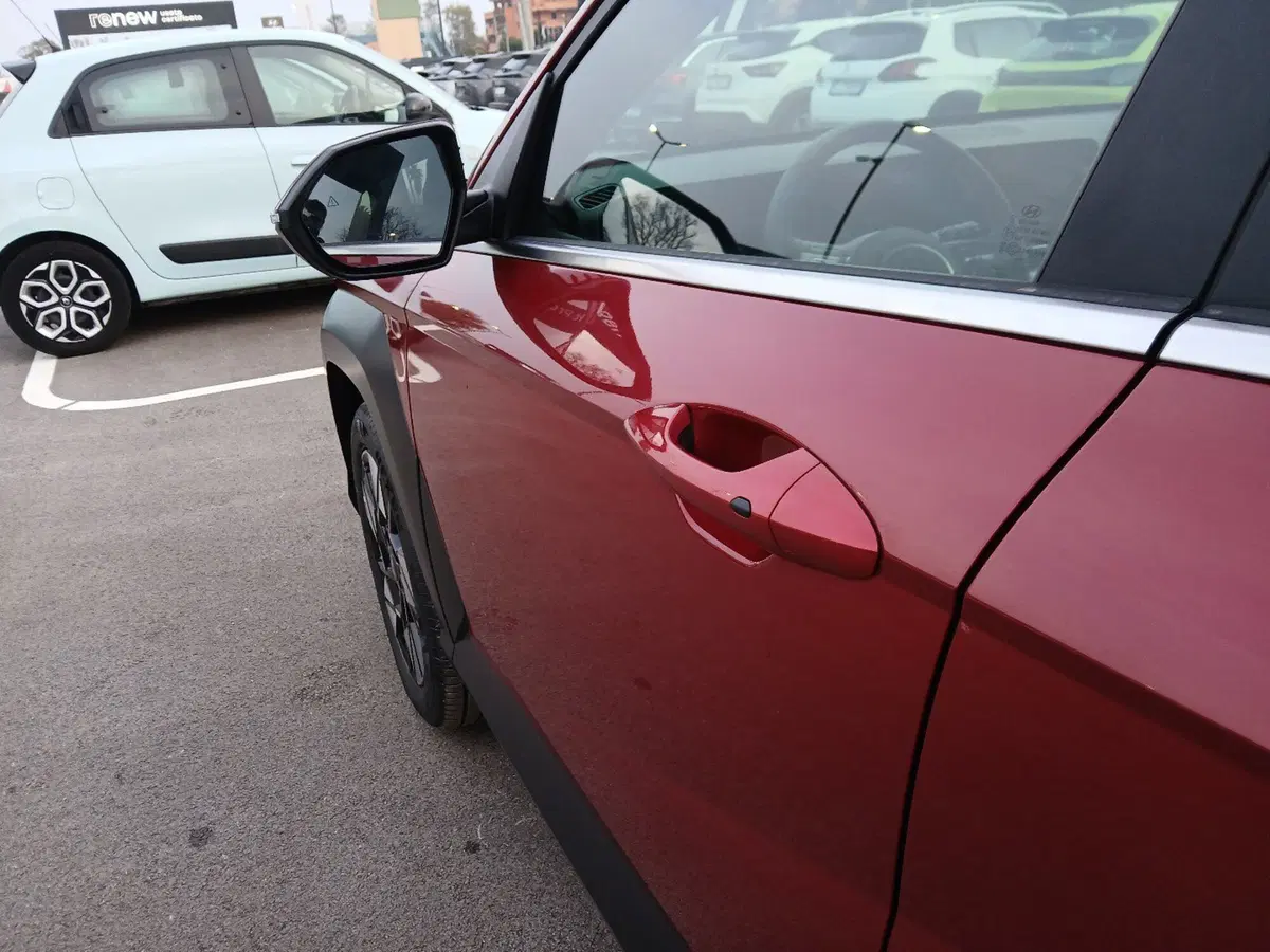 Hyundai Kona nuova a Latina (9)