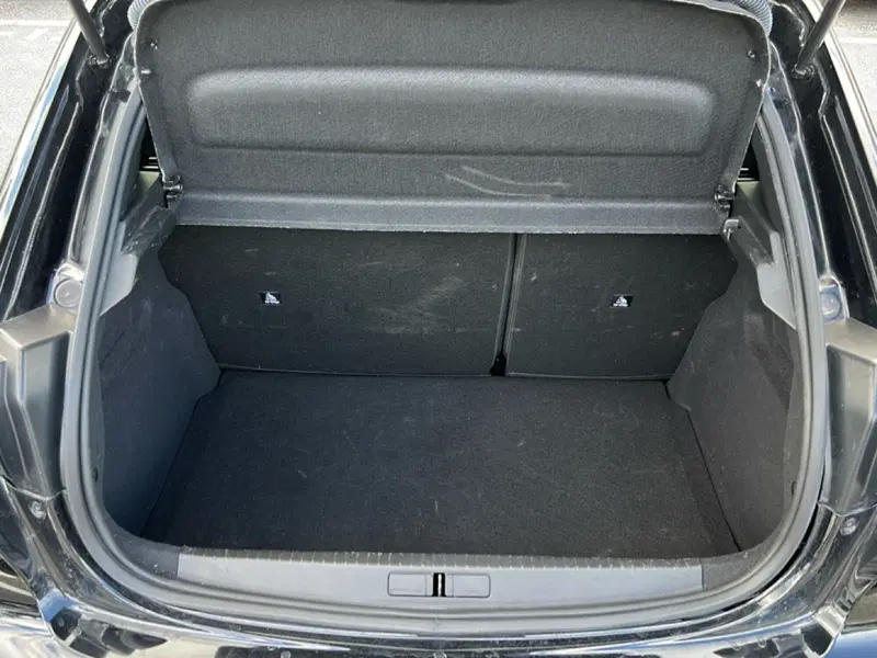 Peugeot 208 usata a Latina (11)