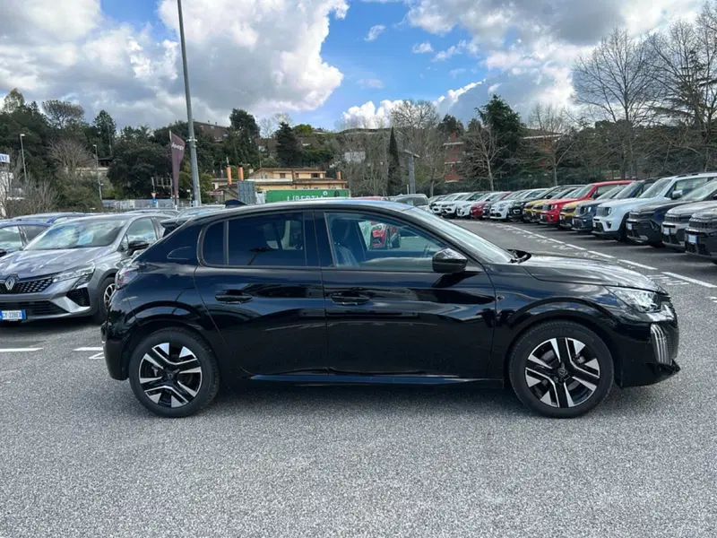 Peugeot 208 usata a Latina (8)