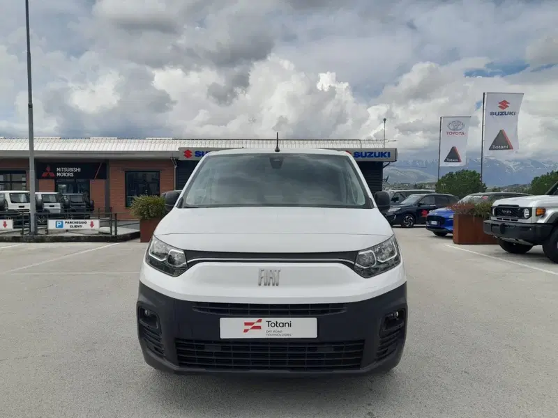 Fiat Doblò Furgone usata a L'Aquila (3)