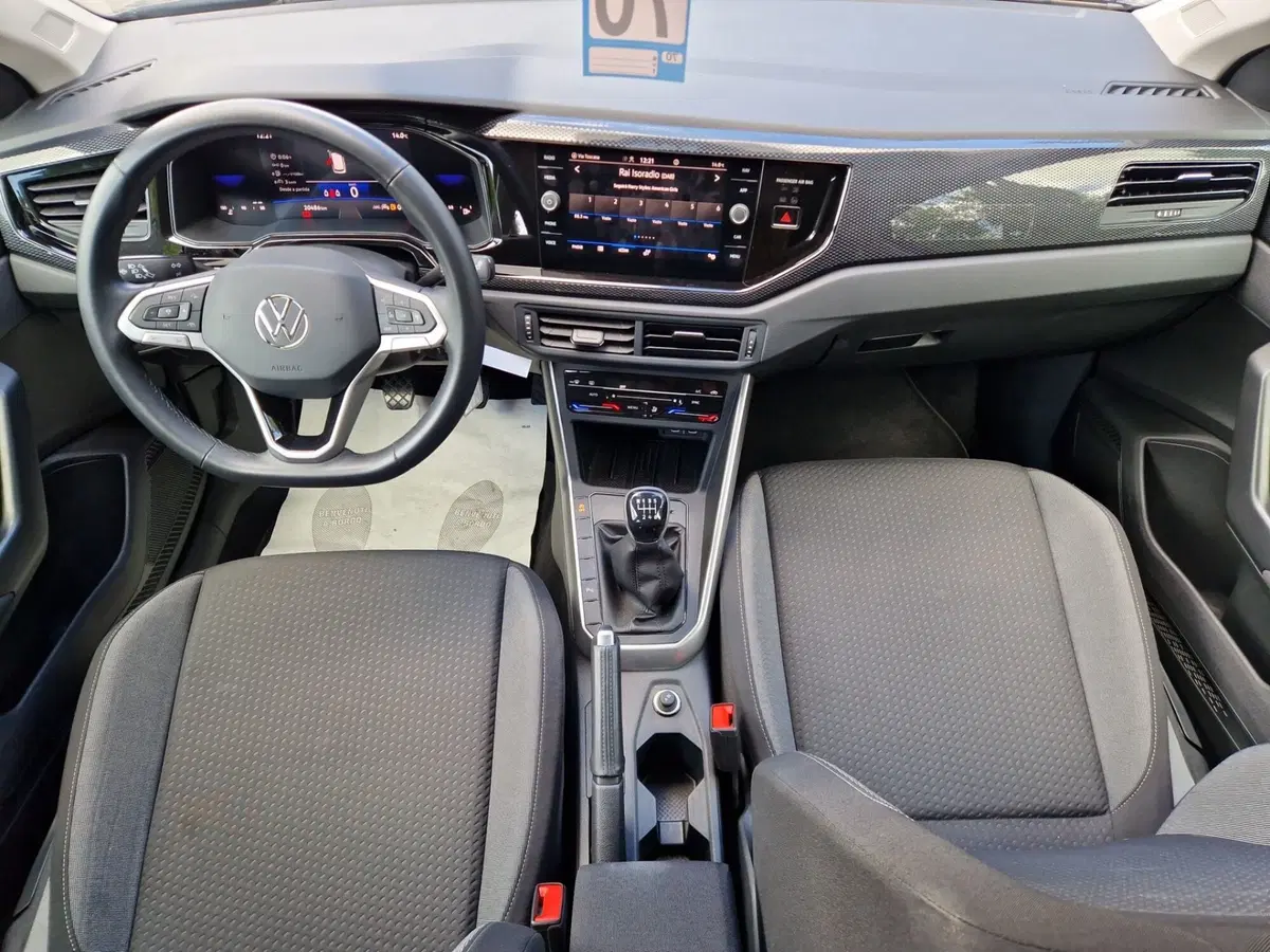Volkswagen Taigo usata a Siena (13)