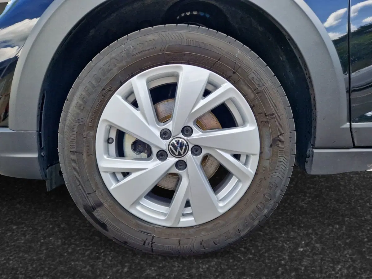 Volkswagen Taigo usata a Siena (9)