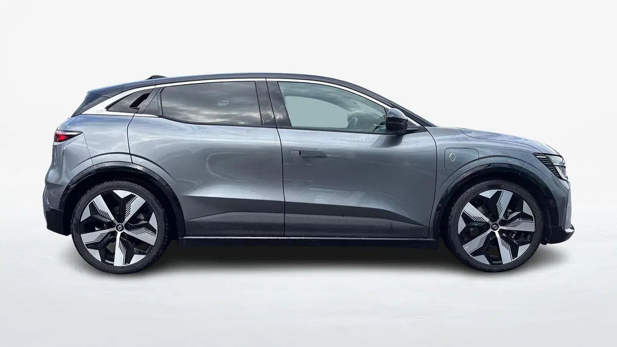 Renault Megane E-Tech Electric usata a Padova (4)