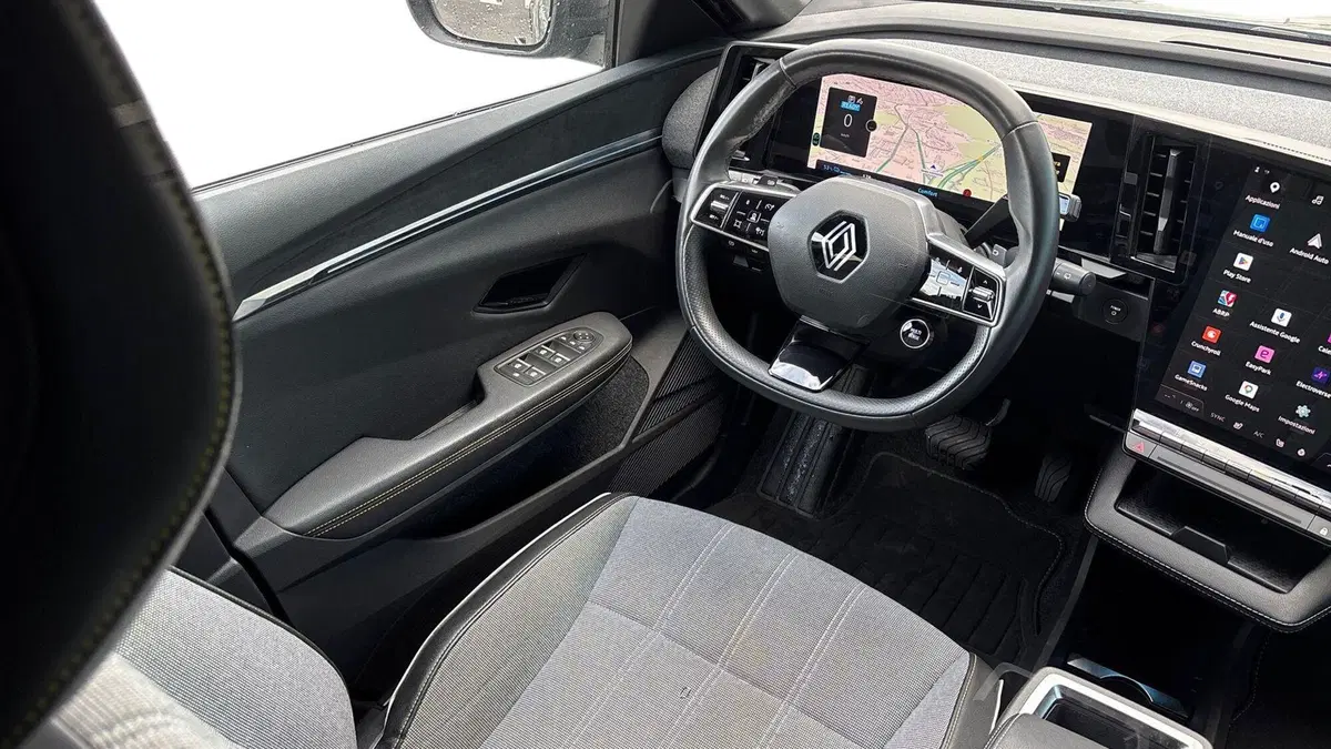Renault Megane E-Tech Electric usata a Padova (7)
