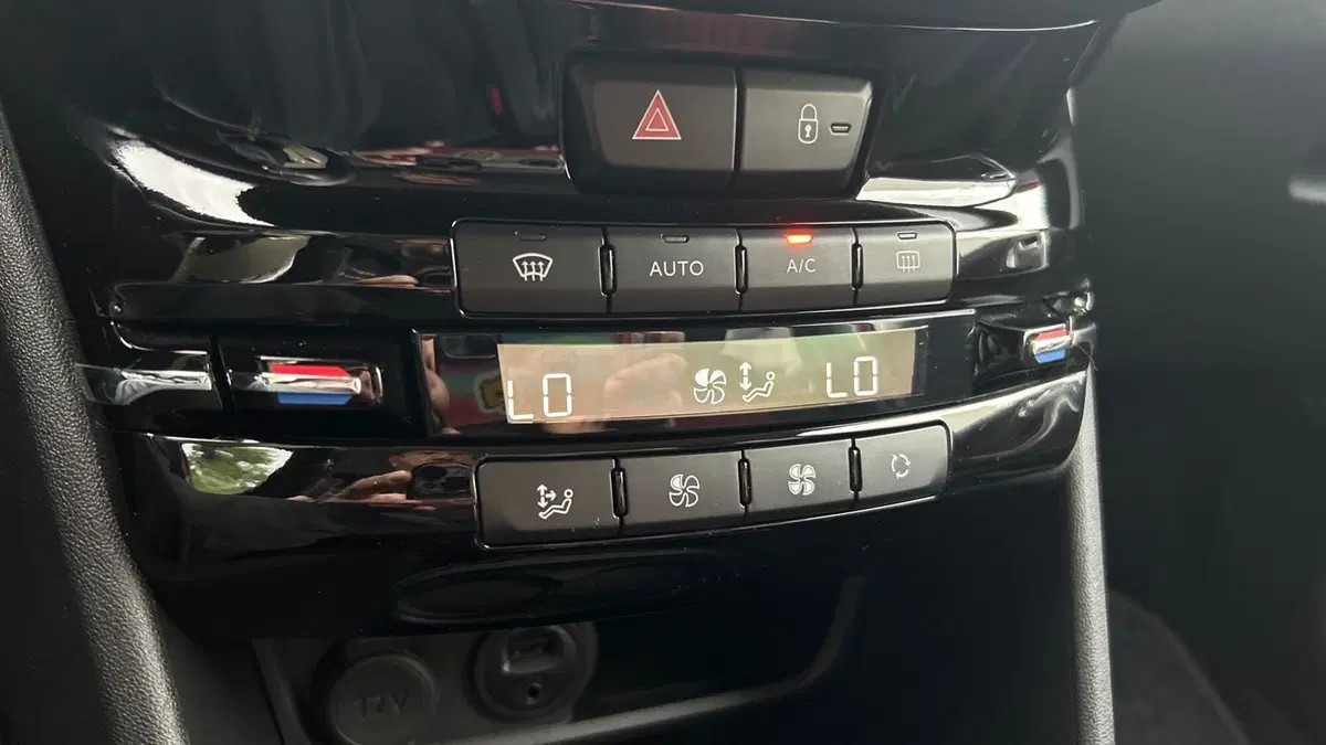 Peugeot 2008 usata a Padova (10)