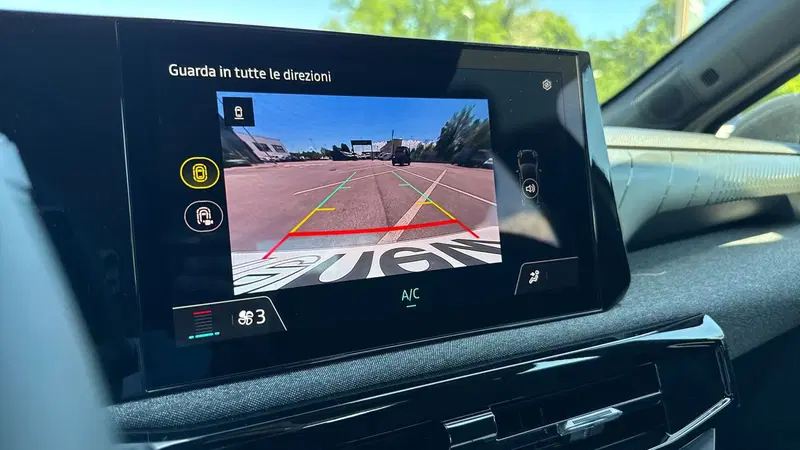Renault Clio nuova a Padova (11)