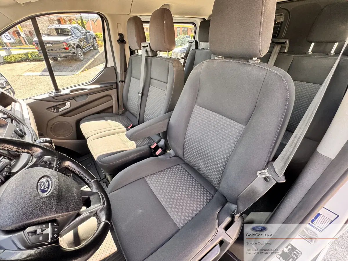 Ford E-Transit Custom Furgone usata a Torino (10)