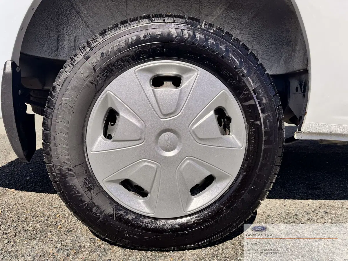 Ford E-Transit Custom Furgone usata a Torino (7)