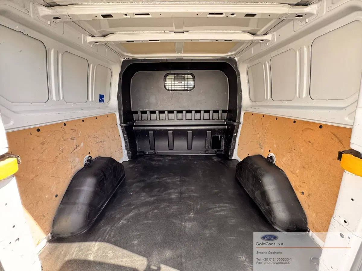Ford E-Transit Custom Furgone usata a Torino (8)