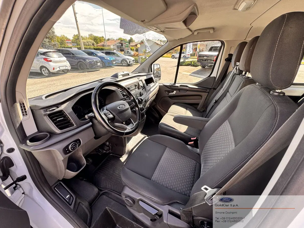 Ford E-Transit Custom Furgone usata a Torino (9)