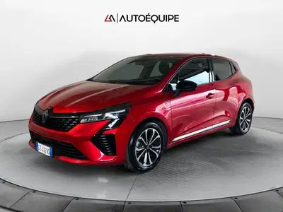 Renault Clio TCe 90 CV 5 porte Techno del 2025 usata a Roma