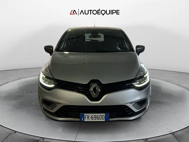 Renault Clio usata a Roma (8)