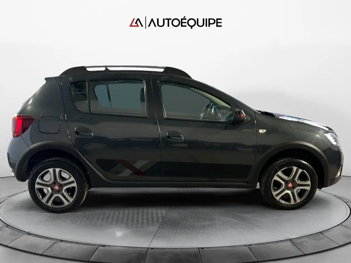 Dacia Sandero usata a Roma (6)
