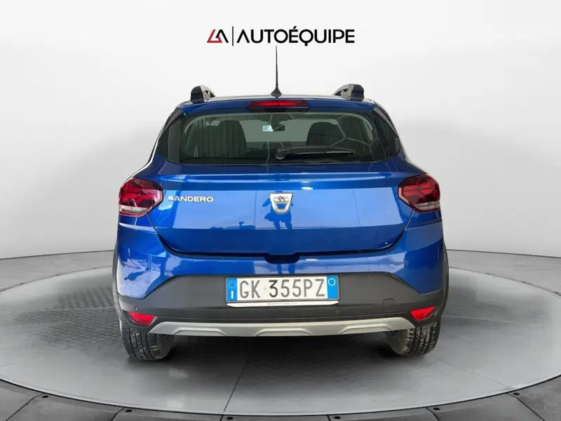 Dacia Sandero usata a Roma (4)