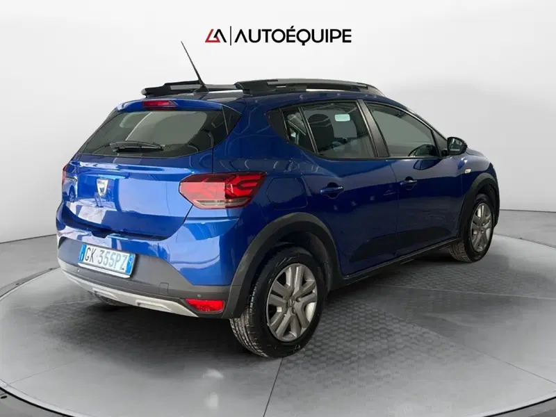 Dacia Sandero usata a Roma (5)
