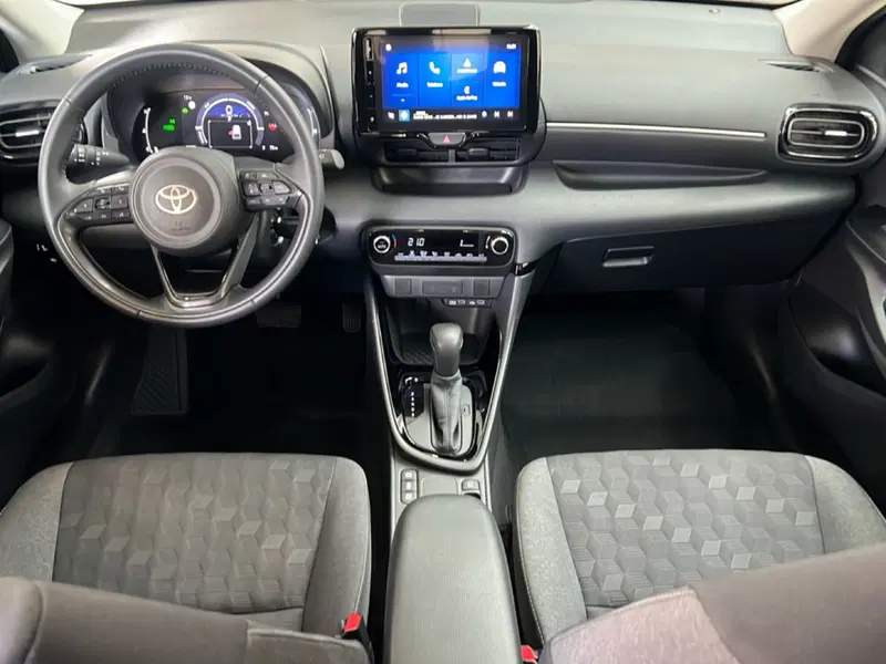 Toyota Yaris usata a Roma (11)
