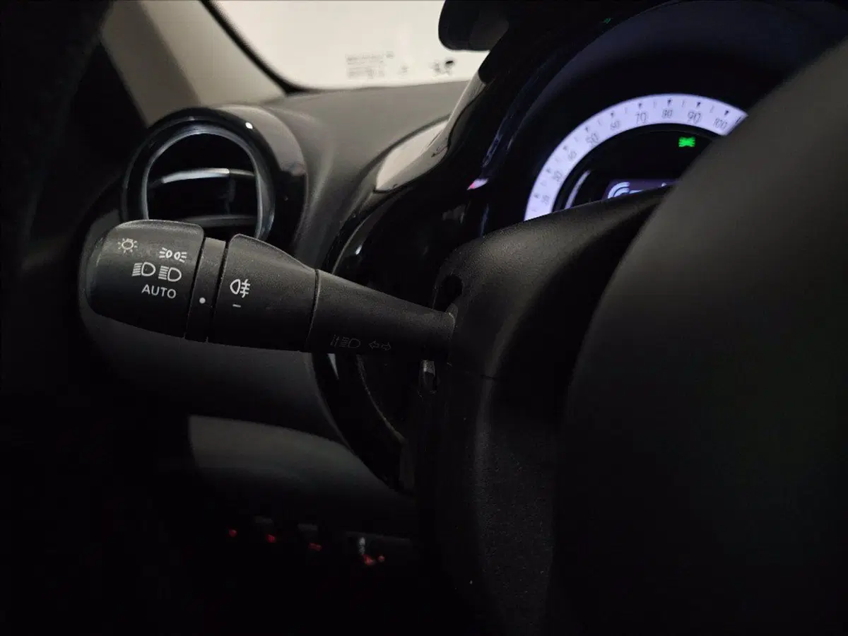 Renault Twingo usata a Palermo (15)