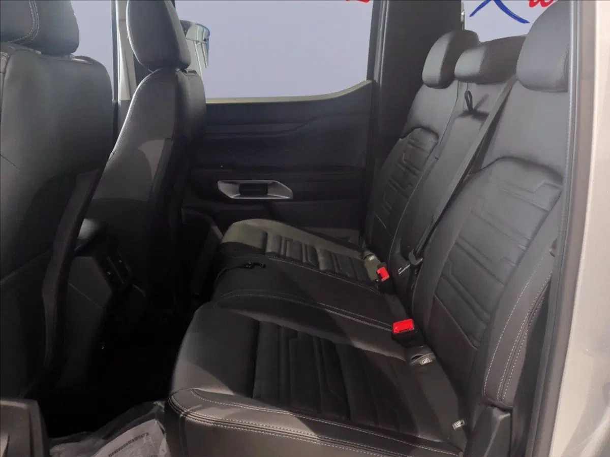 Ford Ranger Pick-up nuova a Milano (11)