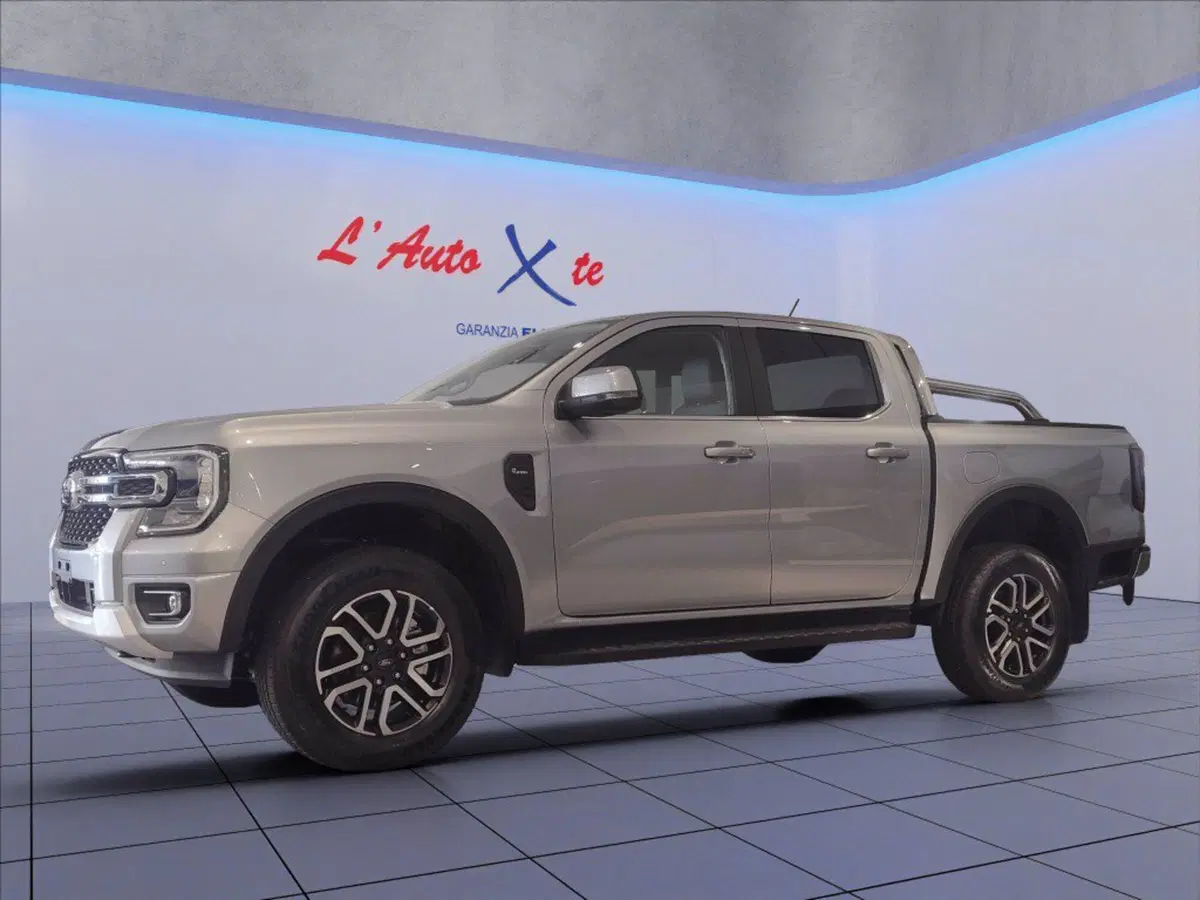 Ford Ranger Pick-up nuova a Milano (3)