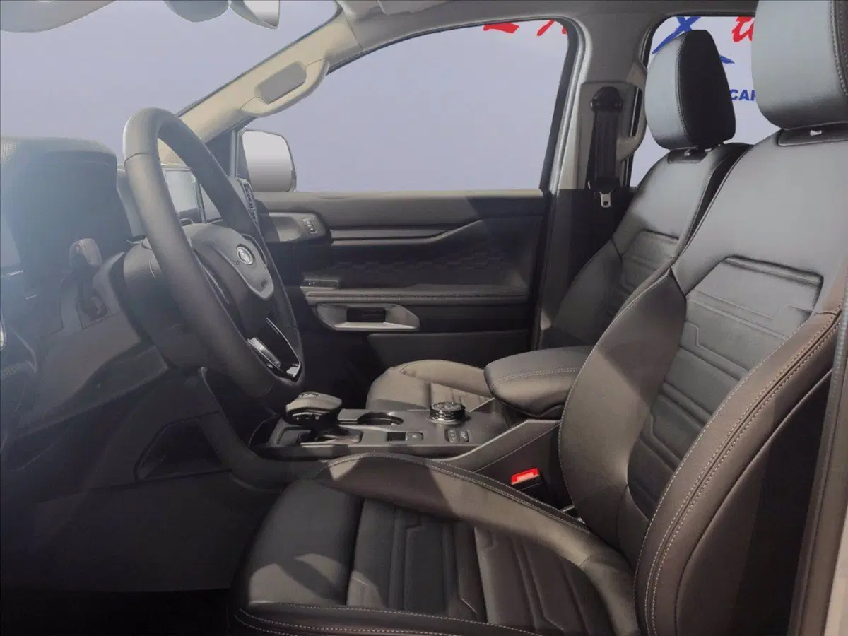 Ford Ranger Pick-up nuova a Milano (6)