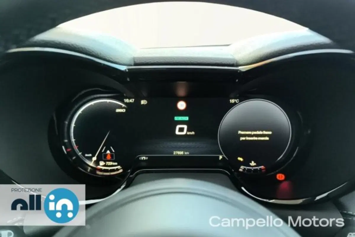Alfa Romeo Tonale usata a Venezia (9)