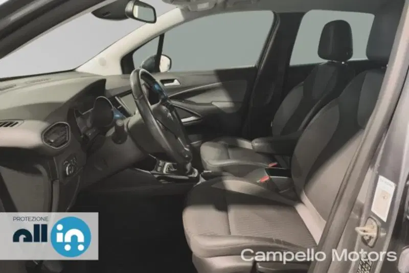 Opel Crossland X usata a Venezia (7)