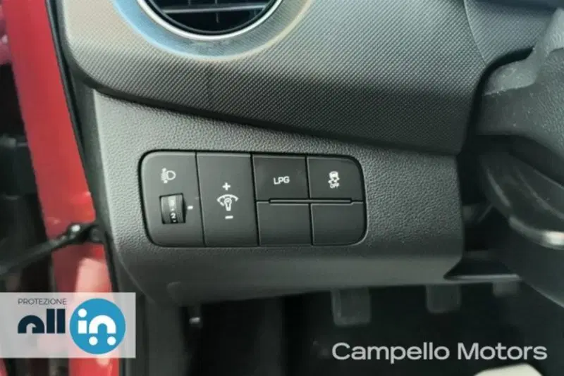 Hyundai i10 usata a Venezia (16)