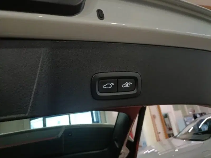 Volvo XC40 usata a Novara (15)