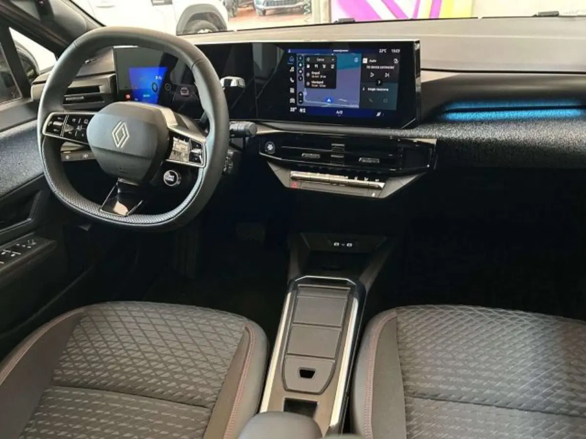 Renault Clio usata a Firenze (18)