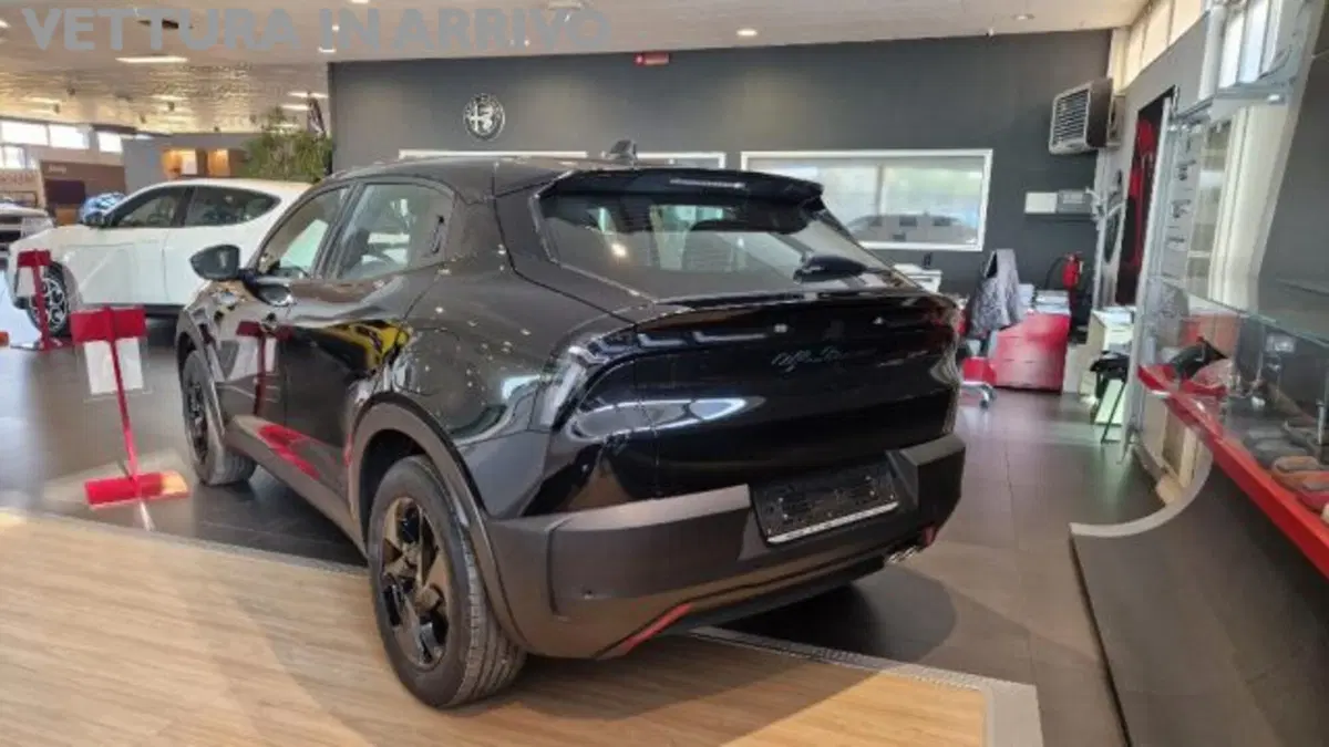 Alfa Romeo Junior nuova a Modena (4)
